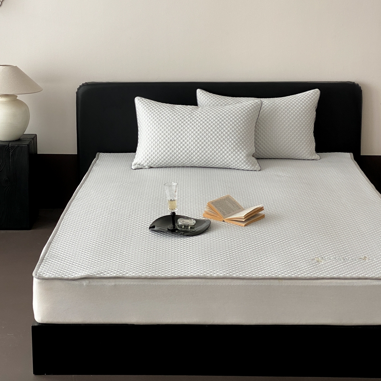 91家纺网 家纺一手货源 找家纺 （总）云栖家居 2026新款春夏凉豆豆PE冰感凉席席子三件套软平席-小蝴蝶