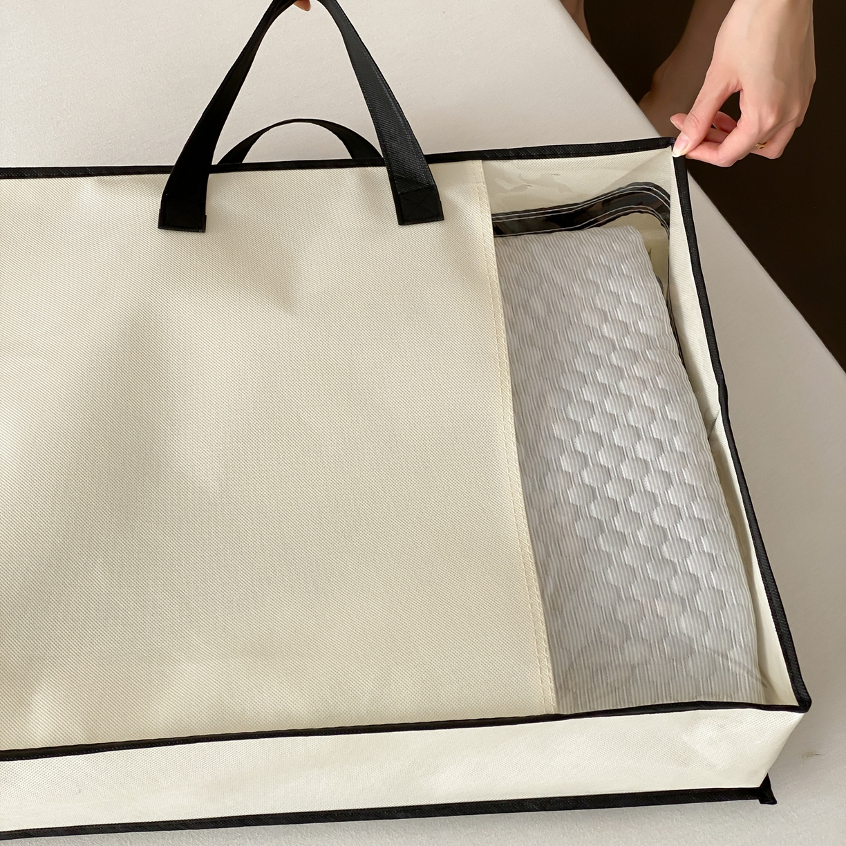 91家纺网 家纺一手货源 找家纺 云栖家居 2026新款春夏凉豆豆PE冰感凉席席子三件套软平席-小蝴蝶 包装仅供展示不可下单