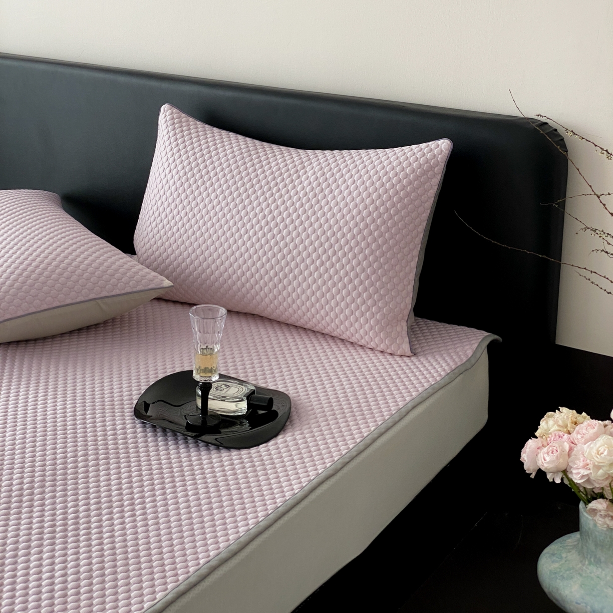 91家纺网 家纺一手货源 找家纺 云栖家居 2026新款春夏凉豆豆PE冰感凉席席子三件套软平席-小蝴蝶 粉紫