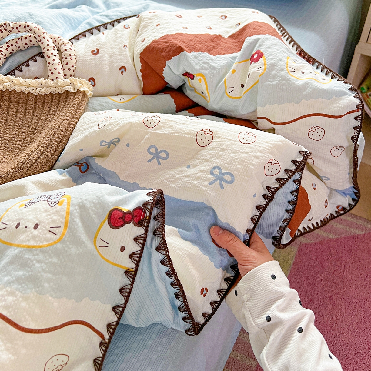 91家纺网 家纺一手货源 找家纺 （总）恒尚居 2026新款A类泡芙纱贝壳边夏被夏凉被四件套空调被三角针绣边