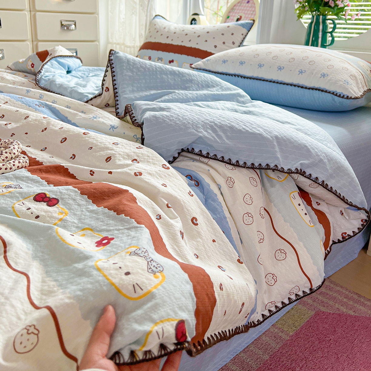 91家纺网 家纺一手货源 找家纺 恒尚居 2026新款A类泡芙纱贝壳边夏被夏凉被四件套空调被三角针绣边 【波点奶芙】贝壳边