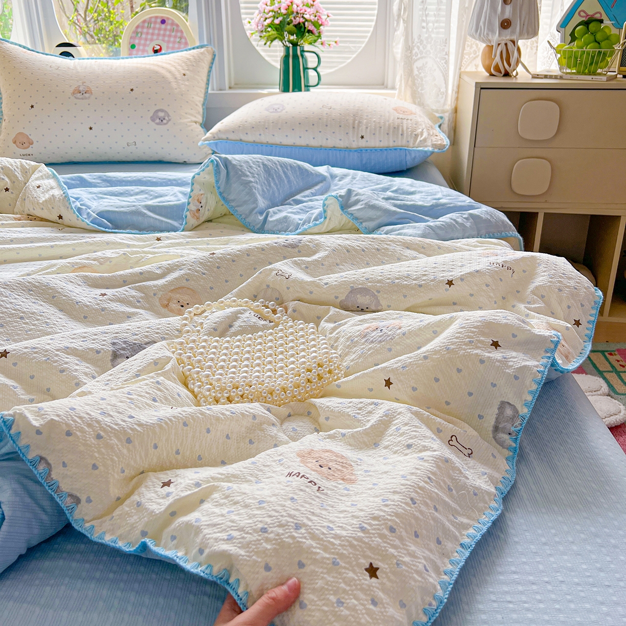 91家纺网 家纺一手货源 找家纺 恒尚居 2026新款A类泡芙纱贝壳边夏被夏凉被四件套空调被三角针绣边 【宠物天地】贝壳边