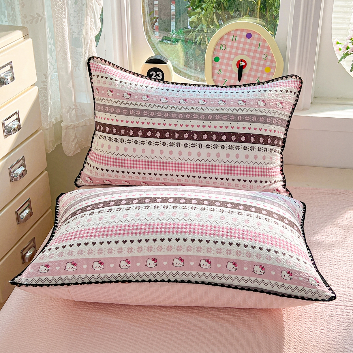 91家纺网 家纺一手货源 找家纺 恒尚居 2026新款A类泡芙纱贝壳边夏被夏凉被四件套空调被三角针绣边 【粉糖泡泡猫】贝壳边