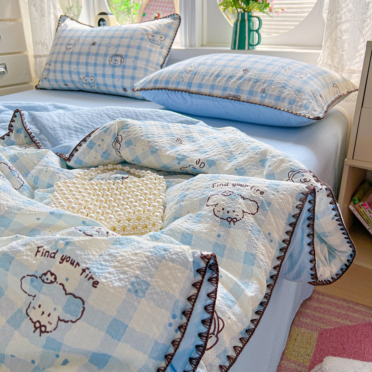 91家纺网 家纺一手货源 找家纺 恒尚居 2026新款A类泡芙纱贝壳边夏被夏凉被四件套空调被三角针绣边 【兰格奶狗】贝壳边