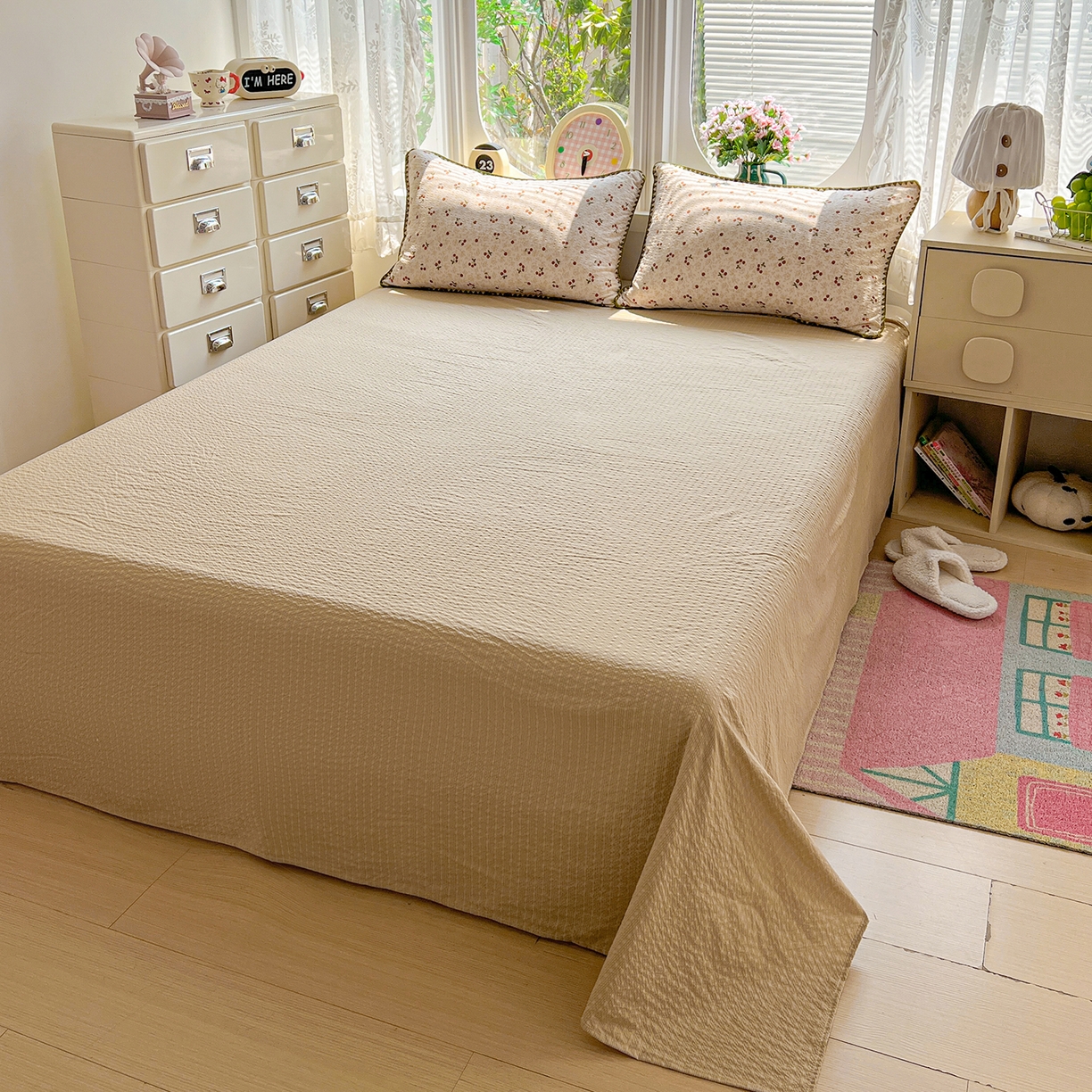 91家纺网 家纺一手货源 找家纺 恒尚居 2026新款A类泡芙纱贝壳边夏被夏凉被四件套空调被三角针绣边 【满地樱桃】贝壳边