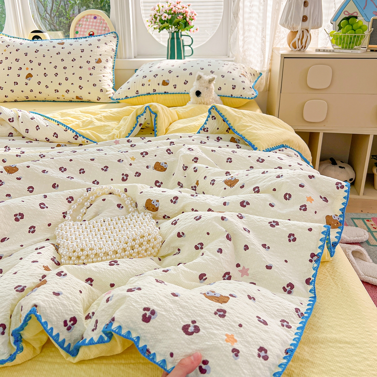 91家纺网 家纺一手货源 找家纺 恒尚居 2026新款A类泡芙纱贝壳边夏被夏凉被四件套空调被三角针绣边 【奶呼小猫】贝壳边