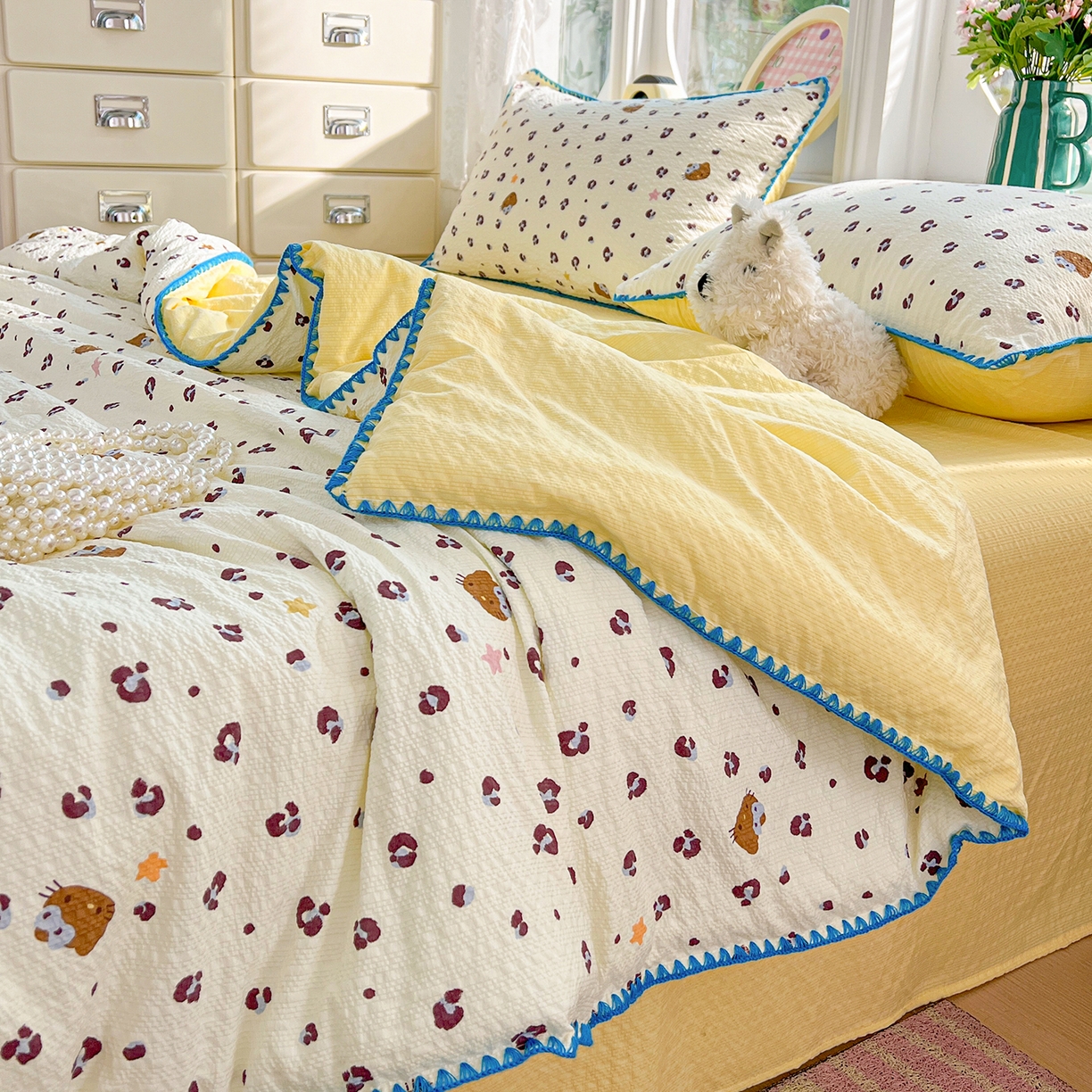 91家纺网 家纺一手货源 找家纺 恒尚居 2026新款A类泡芙纱贝壳边夏被夏凉被四件套空调被三角针绣边 【奶呼小猫】贝壳边