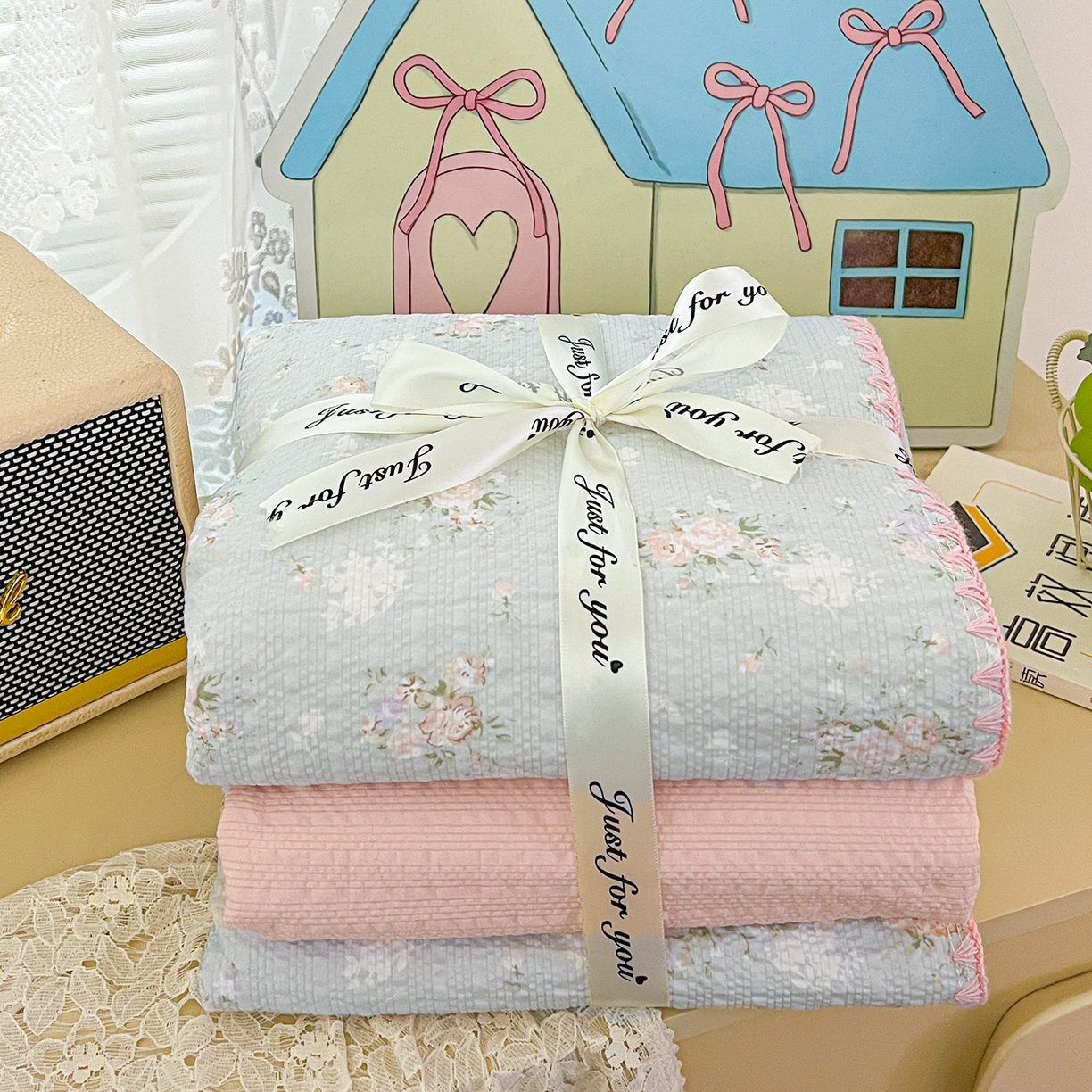 91家纺网 家纺一手货源 找家纺 恒尚居 2026新款A类泡芙纱贝壳边夏被夏凉被四件套空调被三角针绣边 【清新粉玫瑰】贝壳边