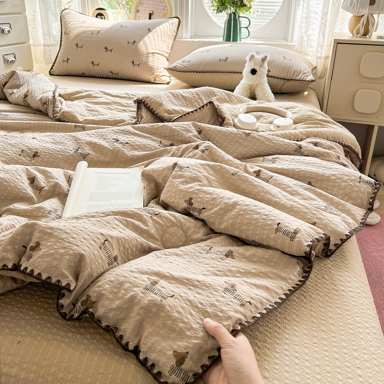 91家纺网 家纺一手货源 找家纺 恒尚居 2026新款A类泡芙纱贝壳边夏被夏凉被四件套空调被三角针绣边 【旺财】贝壳边