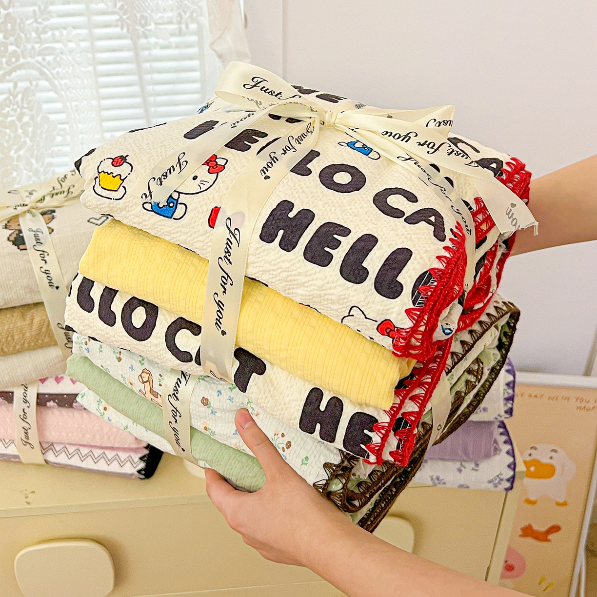 91家纺网 家纺一手货源 找家纺 恒尚居 2026新款A类泡芙纱贝壳边夏被夏凉被四件套空调被三角针绣边 组合图仅供展示不可下单