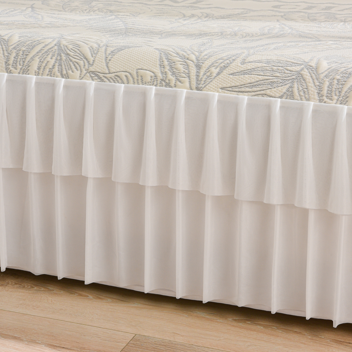 91家纺网 家纺一手货源 找家纺 赛丽雅 2026春夏新款400克A类提花冰豆豆凉感床裙款凉席三件套席子空调软席 海岛风情-香槟