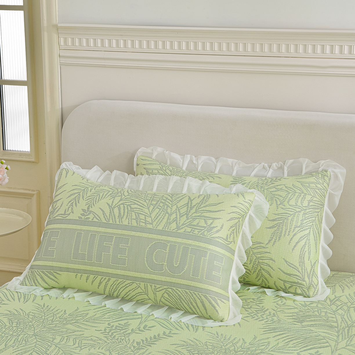 91家纺网 家纺一手货源 找家纺 赛丽雅 2026春夏新款400克A类提花冰豆豆凉感床裙款凉席三件套席子空调软席 热带雨林-绿