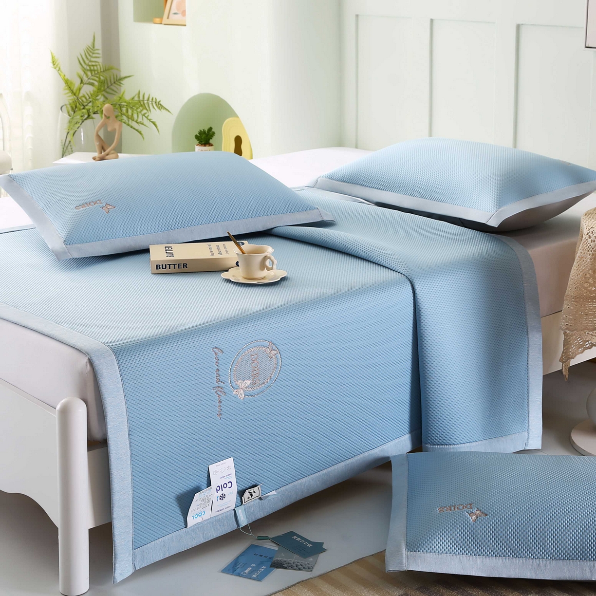 91家纺网 家纺一手货源 找家纺 席匠 2026新款豆豆直角绣花玫瑰款-高分子软席系列 蓝色