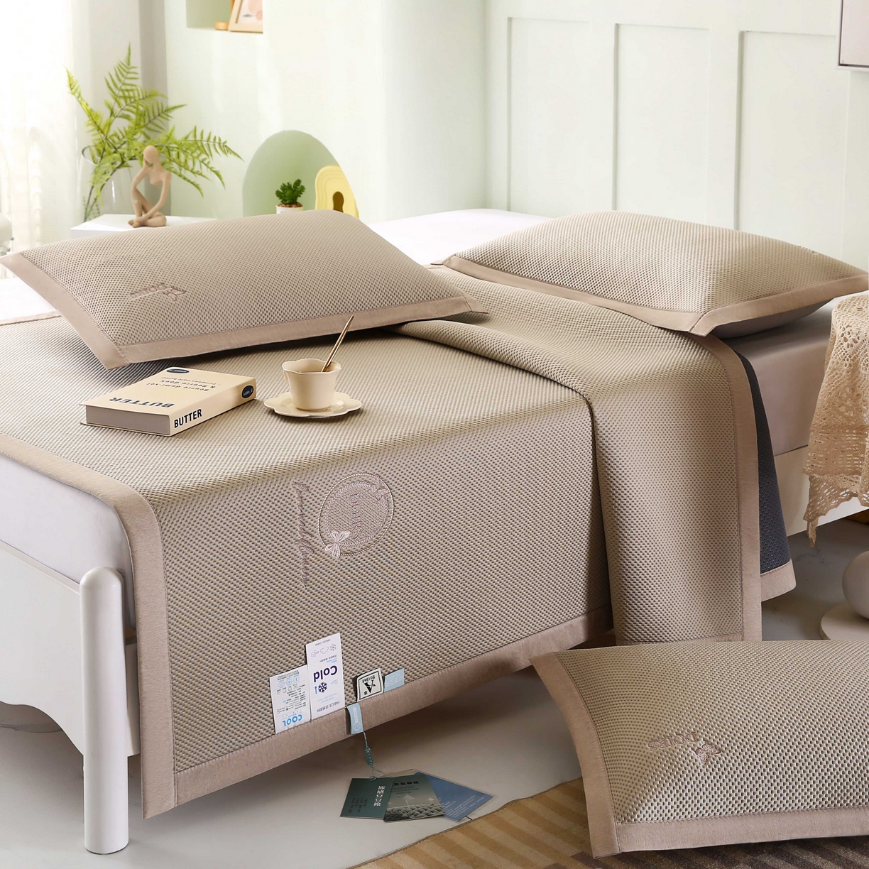 91家纺网 家纺一手货源 找家纺 席匠 2026新款豆豆直角绣花玫瑰款-高分子软席系列 卡其