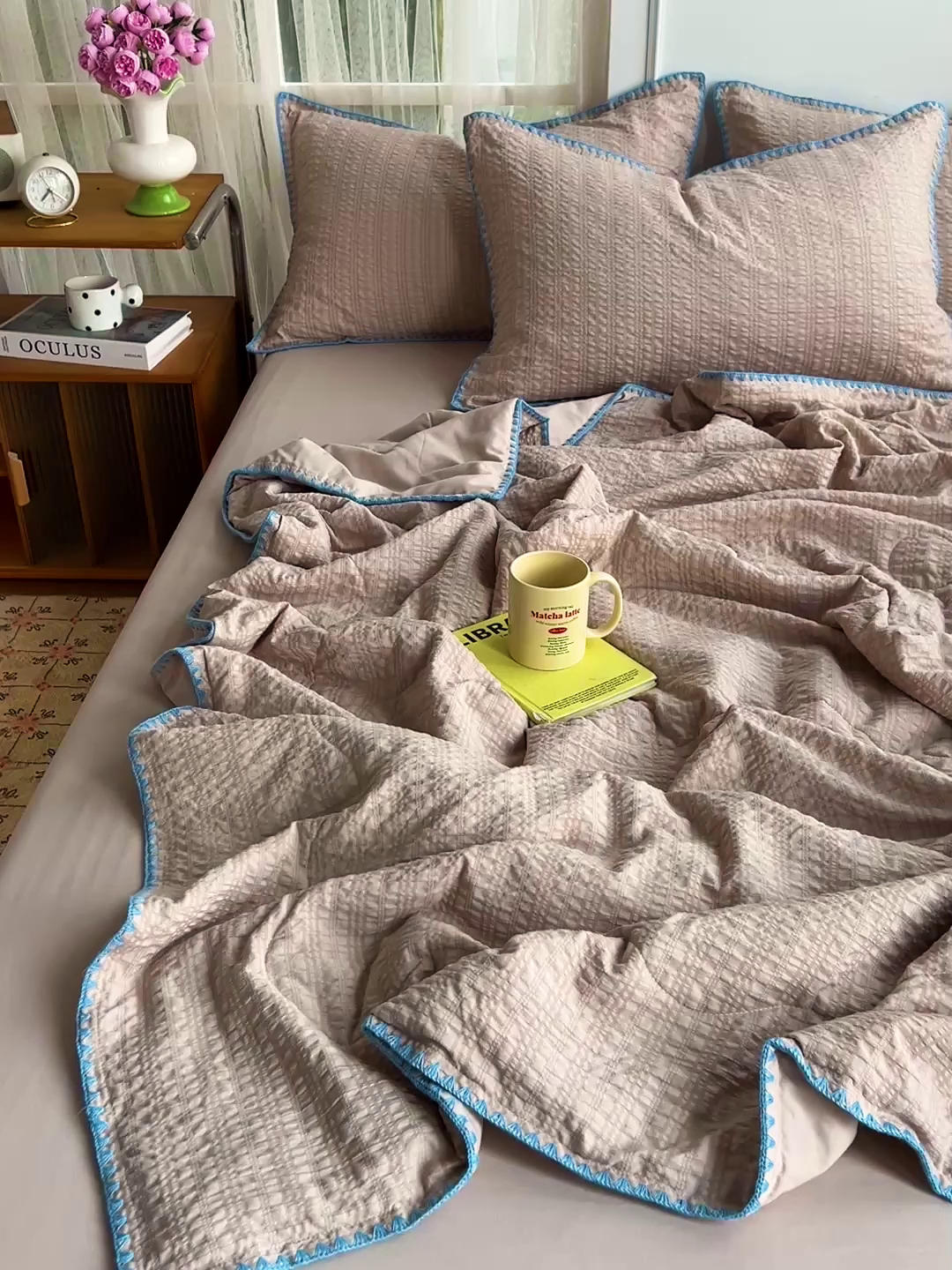 91家纺网 家纺一手货源 找家纺 仟网汇 2026新款贝壳边泡泡纱三角针夏被四件套--纯色系列 燕麦咖