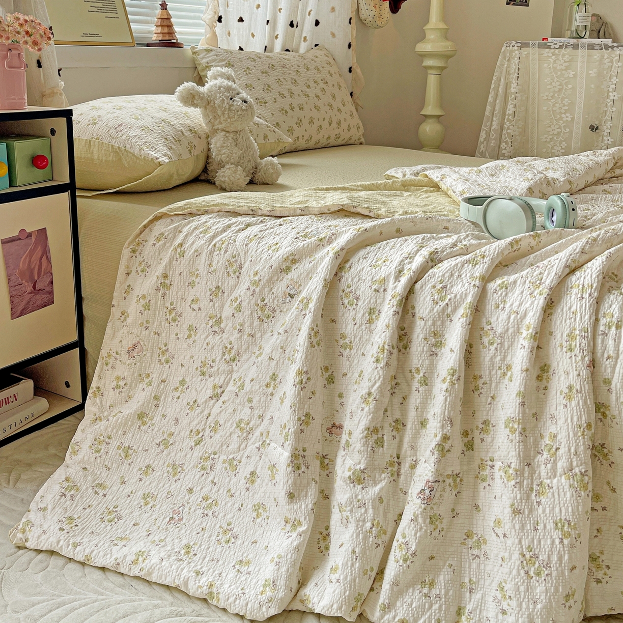 91家纺网 家纺一手货源 找家纺 仟网汇 2026新款泡芙纱简单款夏被四件套 春日小兔