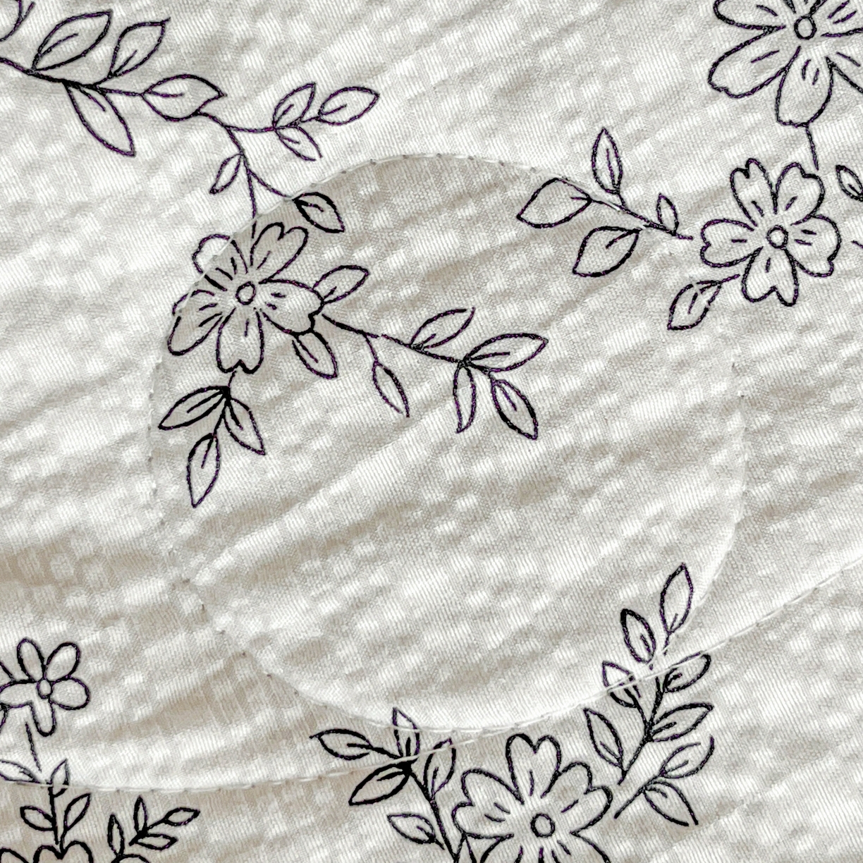 91家纺网 家纺一手货源 找家纺 仟网汇 2026新款泡芙纱简单款夏被四件套 素锦