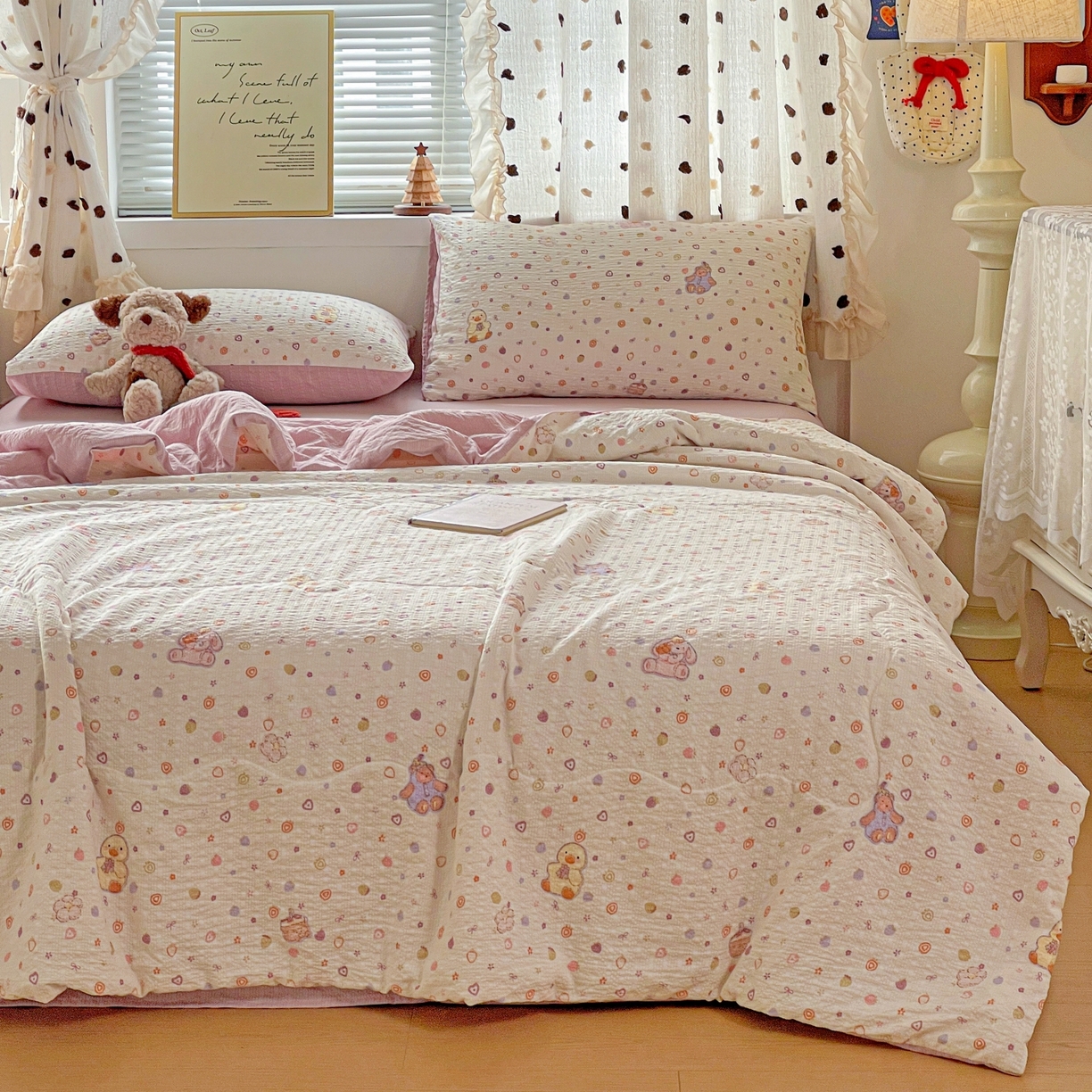 91家纺网 家纺一手货源 找家纺 仟网汇 2026新款泡芙纱简单款夏被四件套 小黄鸭