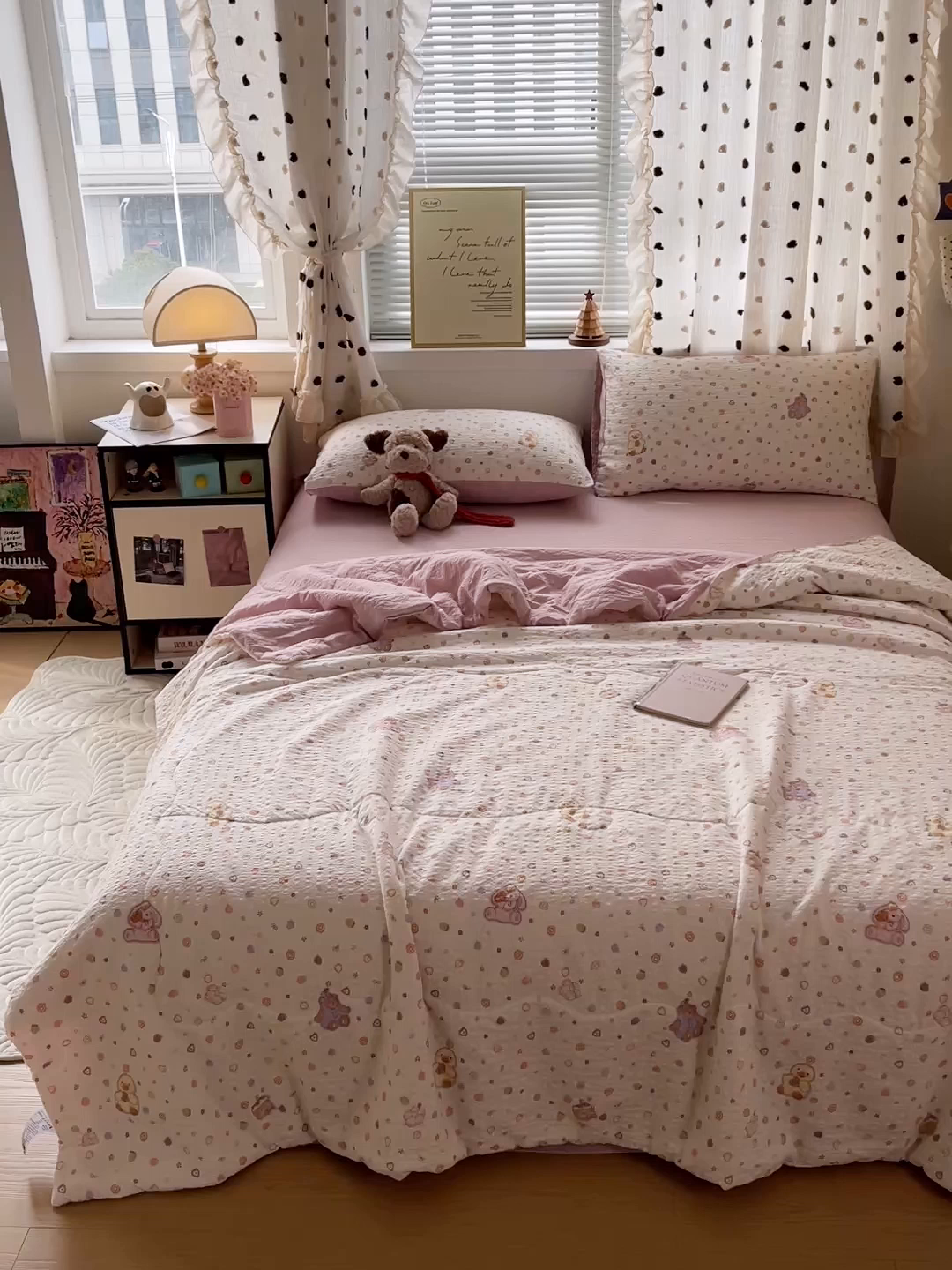 91家纺网 家纺一手货源 找家纺 仟网汇 2026新款泡芙纱简单款夏被四件套 小黄鸭