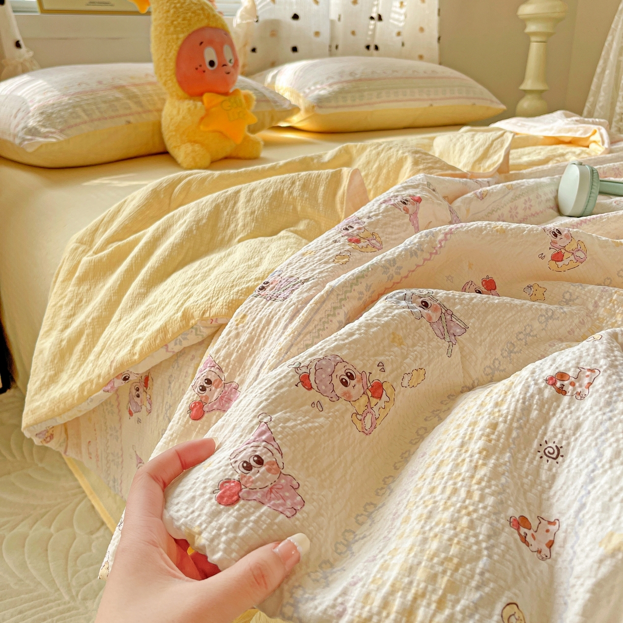 91家纺网 家纺一手货源 找家纺 仟网汇 2026新款泡芙纱简单款夏被四件套 星梦乐园