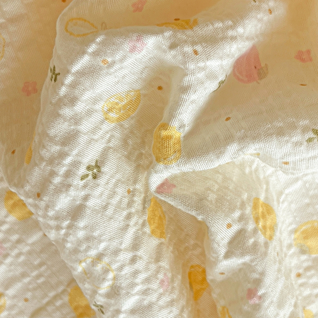 91家纺网 家纺一手货源 找家纺 仟网汇 2026新款泡芙纱简单款夏被四件套 熊博士