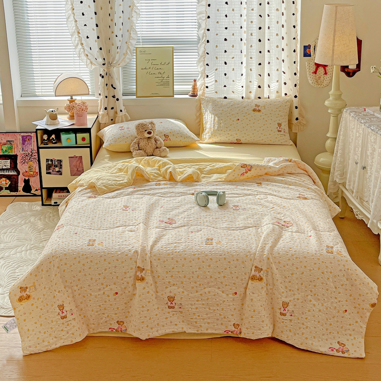 91家纺网 家纺一手货源 找家纺 仟网汇 2026新款泡芙纱简单款夏被四件套 熊博士