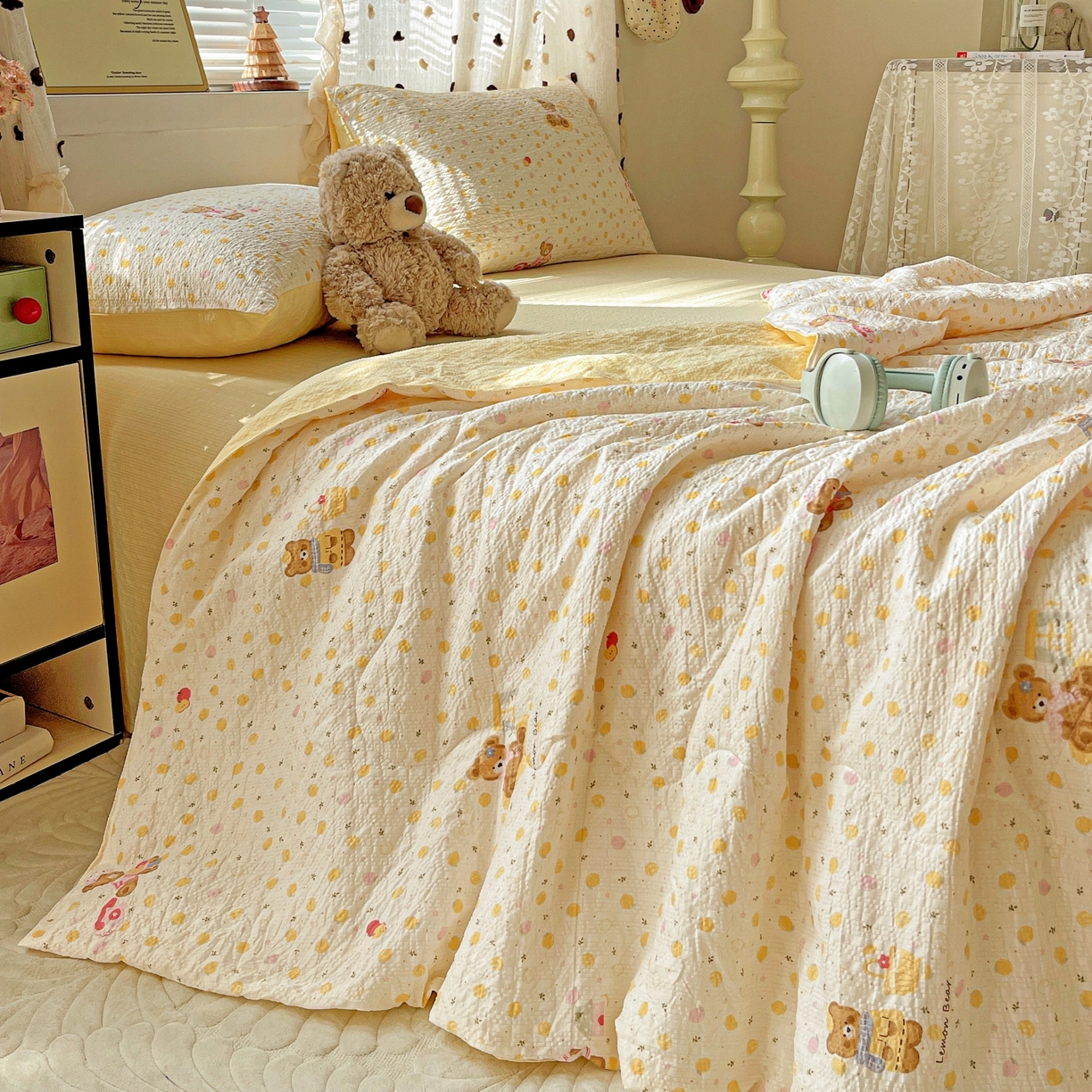 91家纺网 家纺一手货源 找家纺 仟网汇 2026新款泡芙纱简单款夏被四件套 熊博士