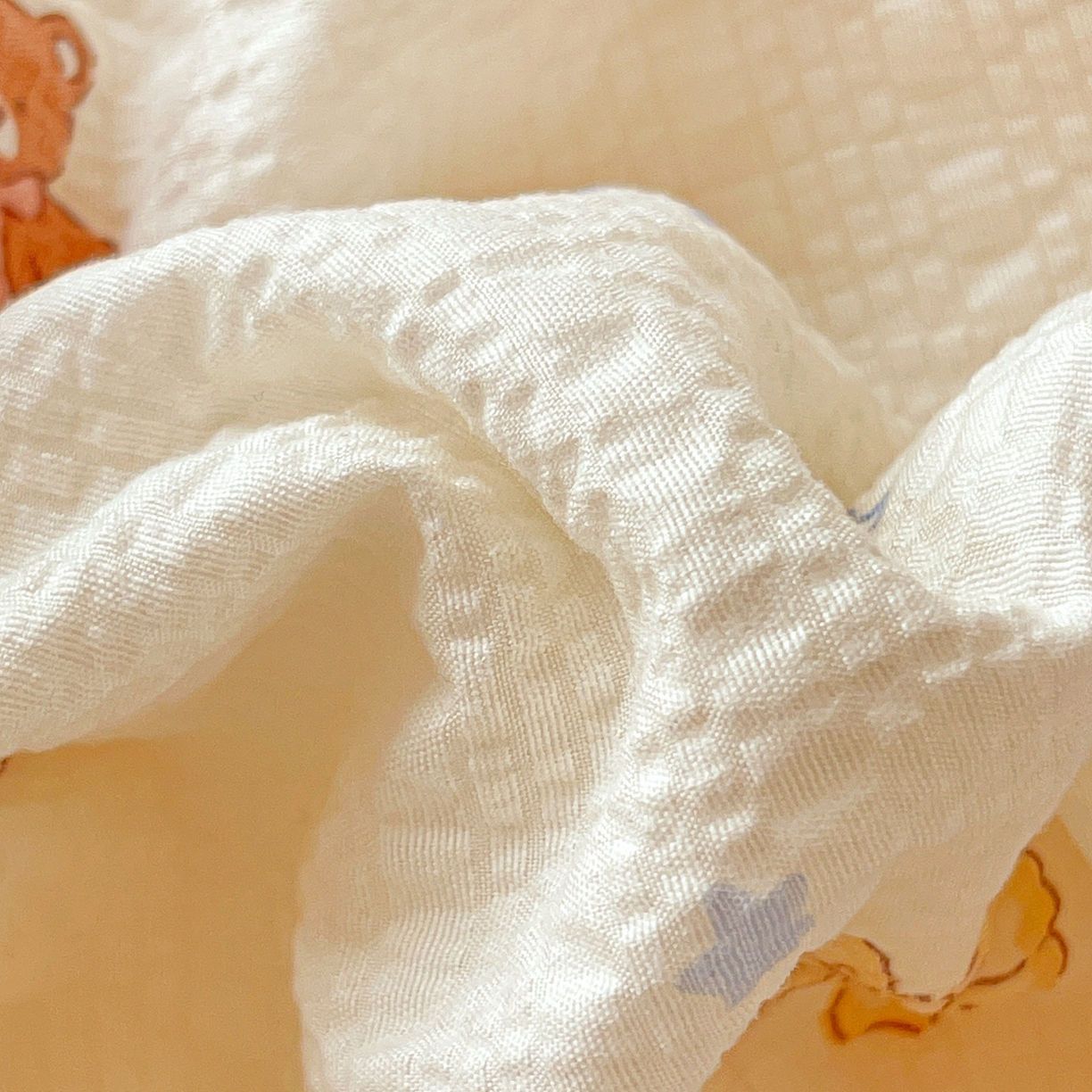 91家纺网 家纺一手货源 找家纺 仟网汇 2026新款泡芙纱简单款夏被四件套 摇摇星人