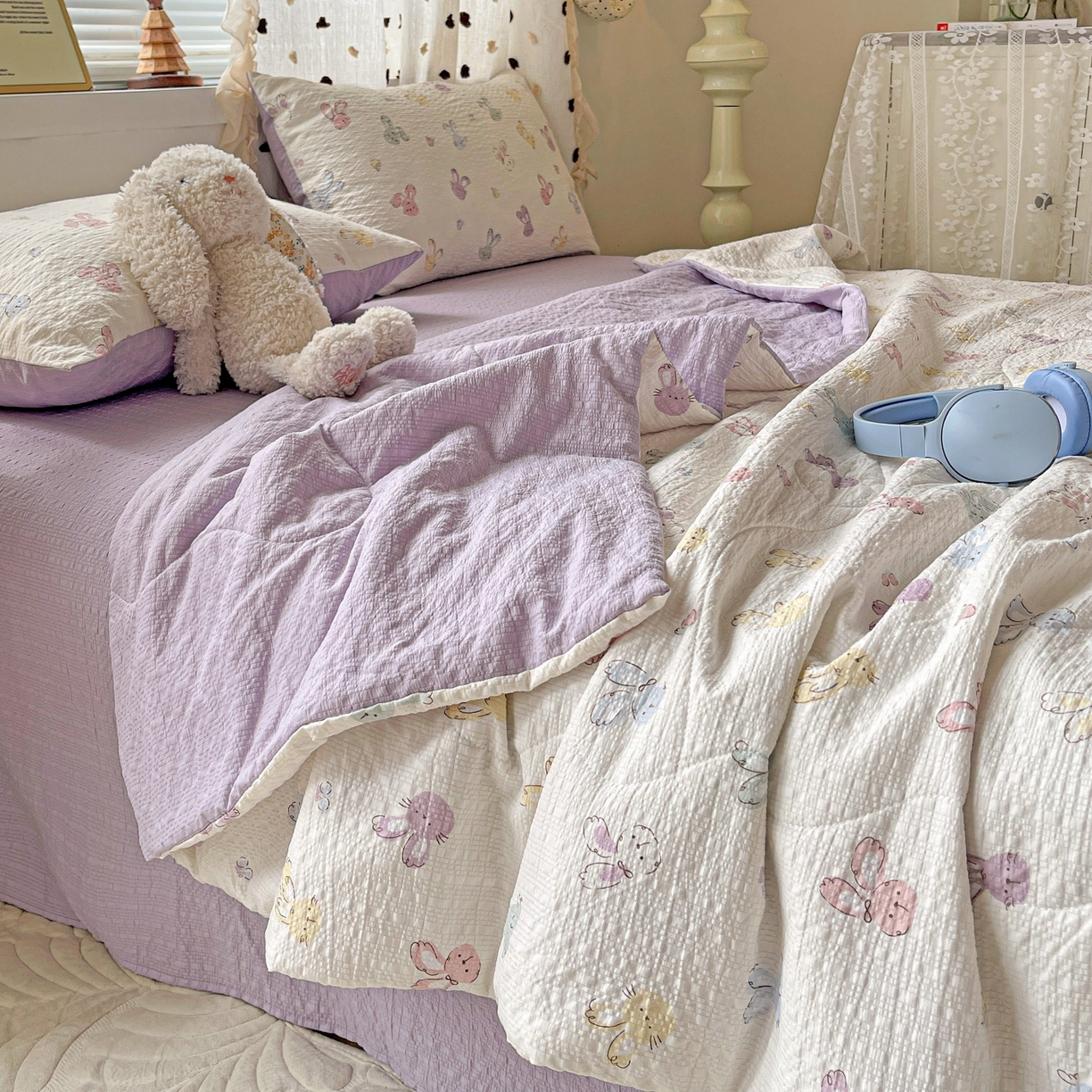 91家纺网 家纺一手货源 找家纺 仟网汇 2026新款泡芙纱简单款夏被四件套 长耳兔