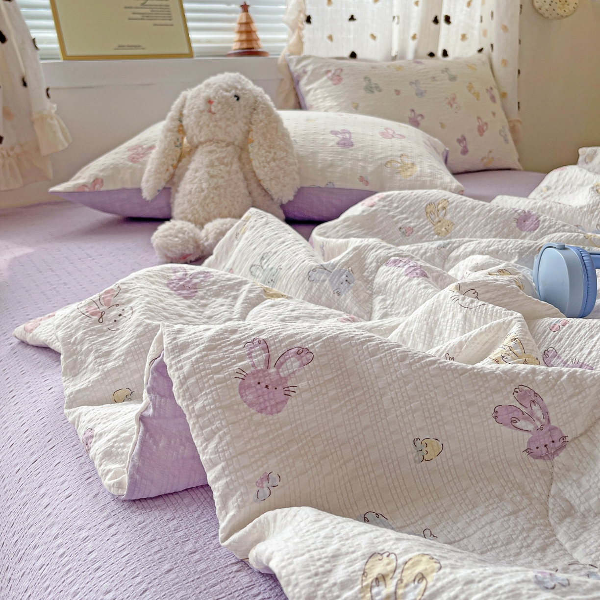 91家纺网 家纺一手货源 找家纺 仟网汇 2026新款泡芙纱简单款夏被四件套 长耳兔