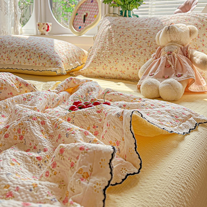 91家纺网 家纺一手货源 找家纺 （总）仟网汇 2026新款法式花边泡芙纱夏被四件套