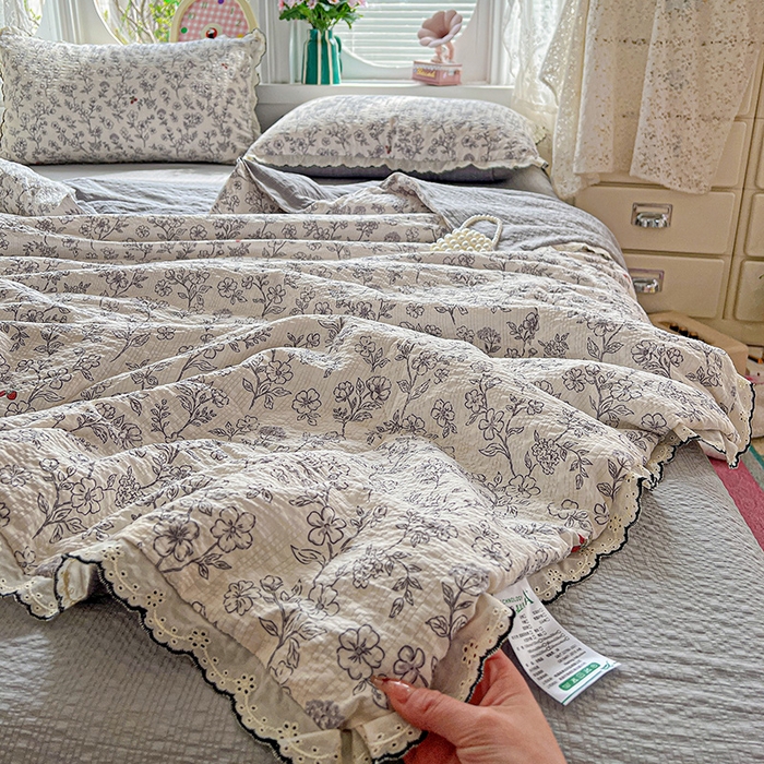 91家纺网 家纺一手货源 找家纺 （总）仟网汇 2026新款法式花边泡芙纱夏被四件套