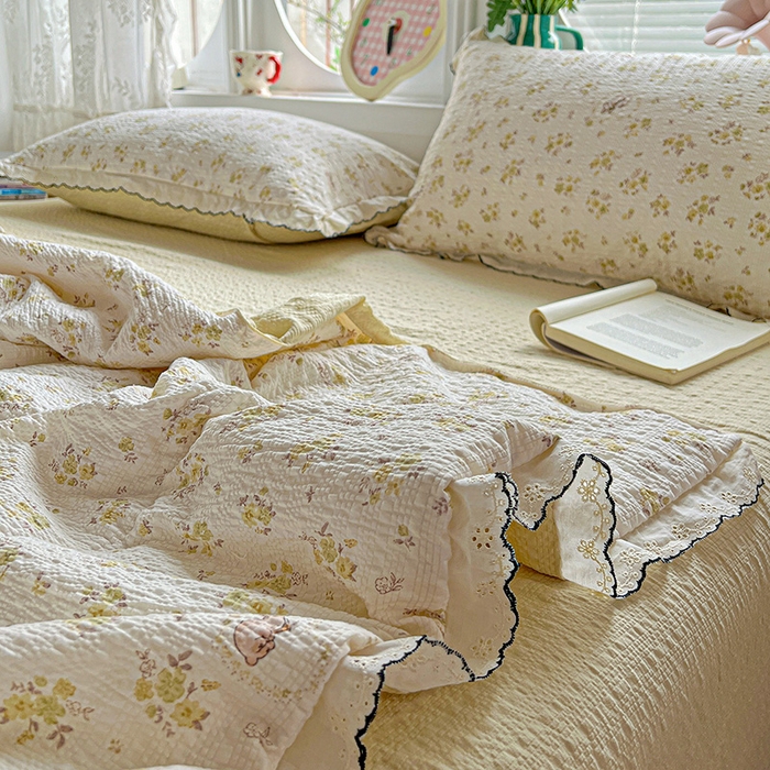 91家纺网 家纺一手货源 找家纺 仟网汇 2026新款法式花边泡芙纱夏被四件套 春日小兔