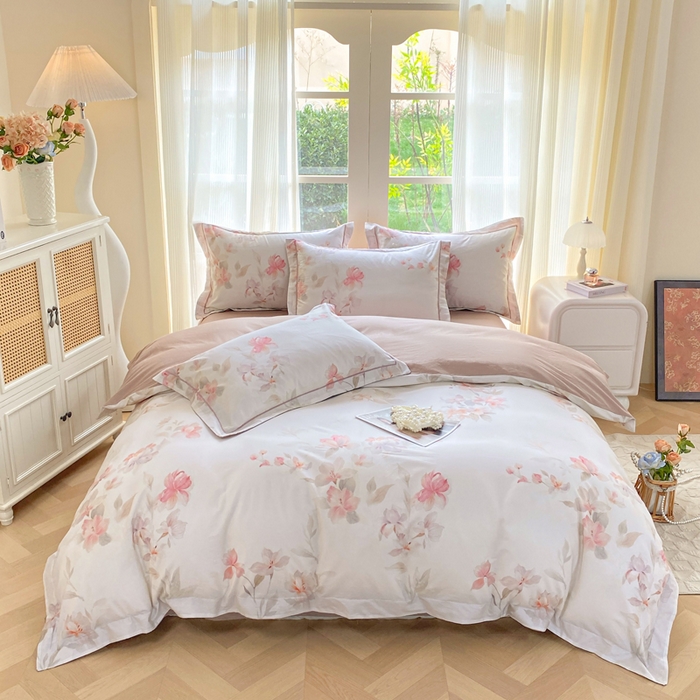 91家纺网 家纺一手货源 找家纺 凌鼎 2026新款高支高密100%全棉数码印花四件套 浅绘花影粉