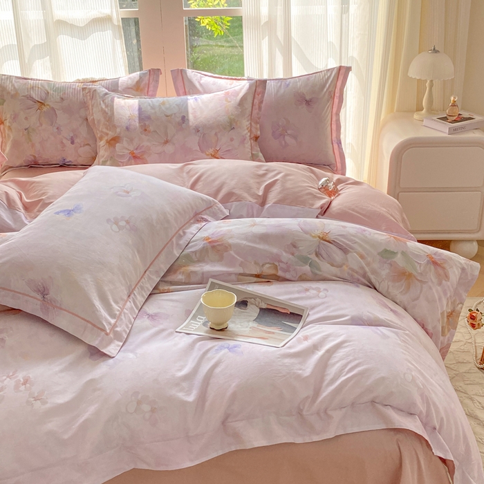 91家纺网 家纺一手货源 找家纺 凌鼎 2026新款高支高密100%全棉数码印花四件套 溯梦粉