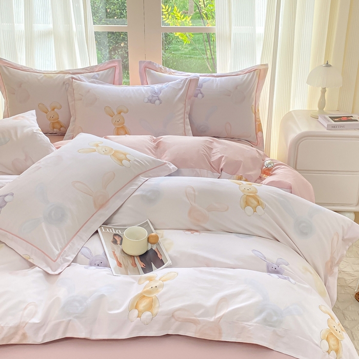 91家纺网 家纺一手货源 找家纺 凌鼎 2026新款高支高密100%全棉数码印花四件套 兔仔甜梦米