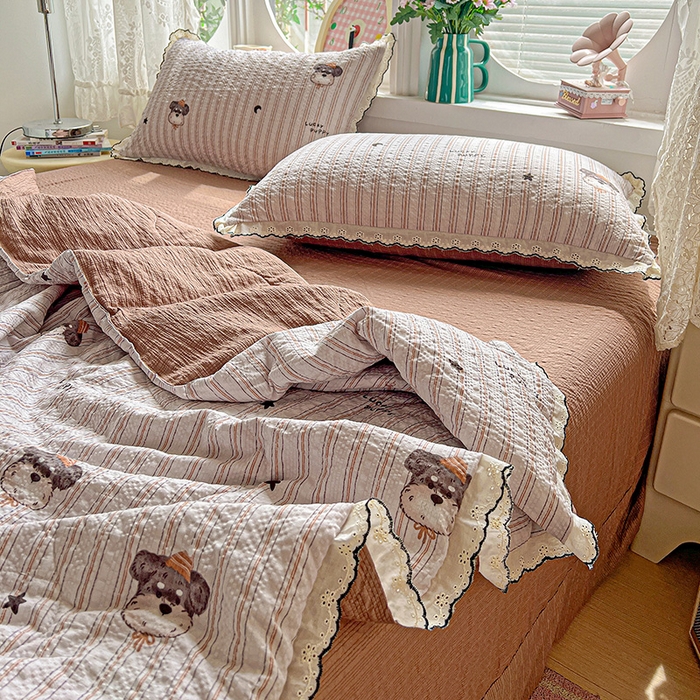 91家纺网 家纺一手货源 找家纺 仟网汇 2026新款法式花边泡芙纱夏被四件套 道格先生