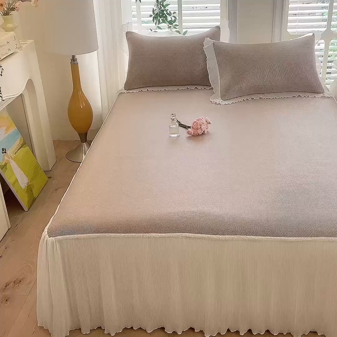 91家纺网 家纺一手货源 找家纺 逸尚阁 2026新款纯色雪纺冰藤床裙凉席三件套 冰藤床裙-咖