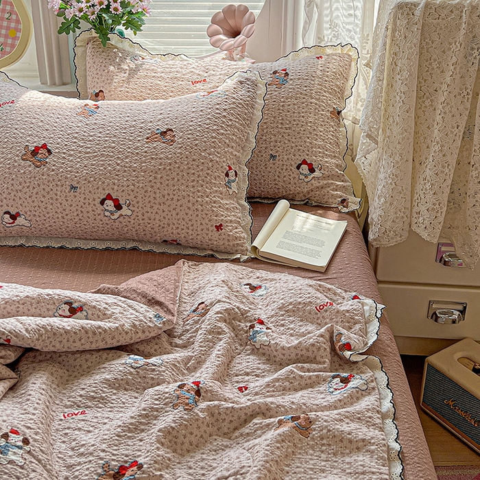 91家纺网 家纺一手货源 找家纺 仟网汇 2026新款法式花边泡芙纱夏被四件套 欢乐时光