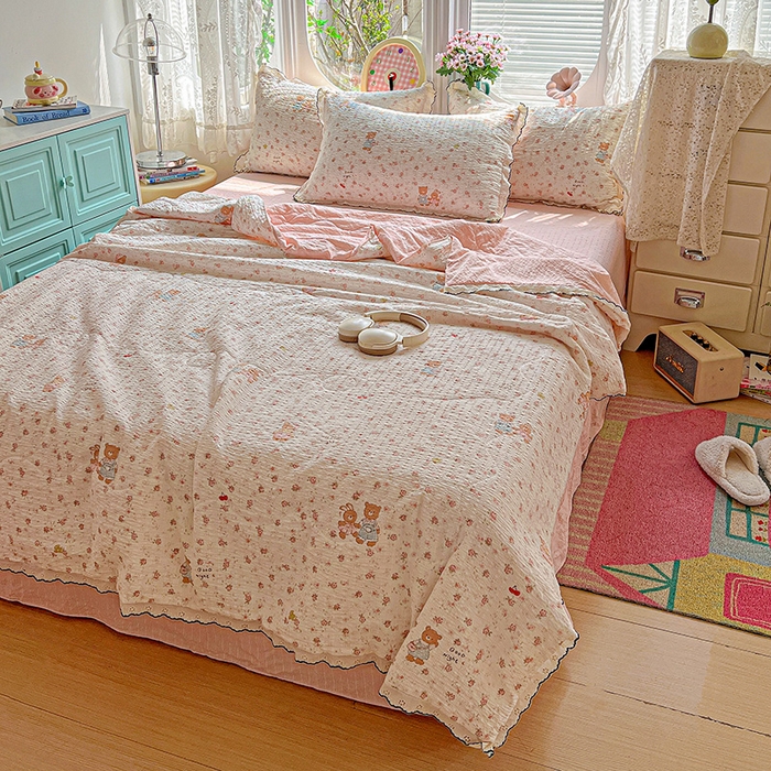 91家纺网 家纺一手货源 找家纺 仟网汇 2026新款法式花边泡芙纱夏被四件套 浪漫满屋