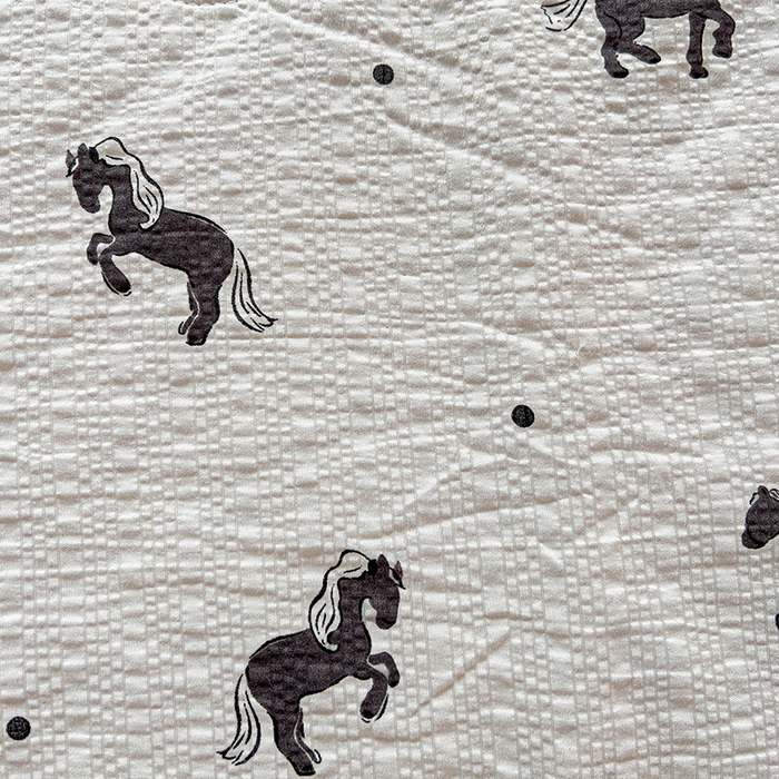 91家纺网 家纺一手货源 找家纺 仟网汇 2026新款法式花边泡芙纱夏被四件套 马到成功