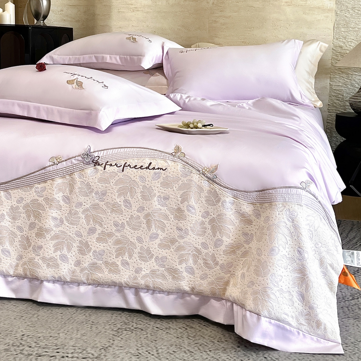 91家纺网 家纺一手货源 找家纺 宅家居 2026新款贝琳娜-燕窝蛋白刺绣A类水喜天丝贴纱绣夏被四件套 紫色