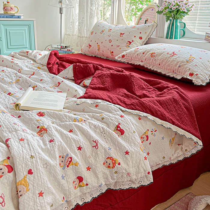 91家纺网 家纺一手货源 找家纺 仟网汇 2026新款法式花边泡芙纱夏被四件套 梦宝贝 - 红