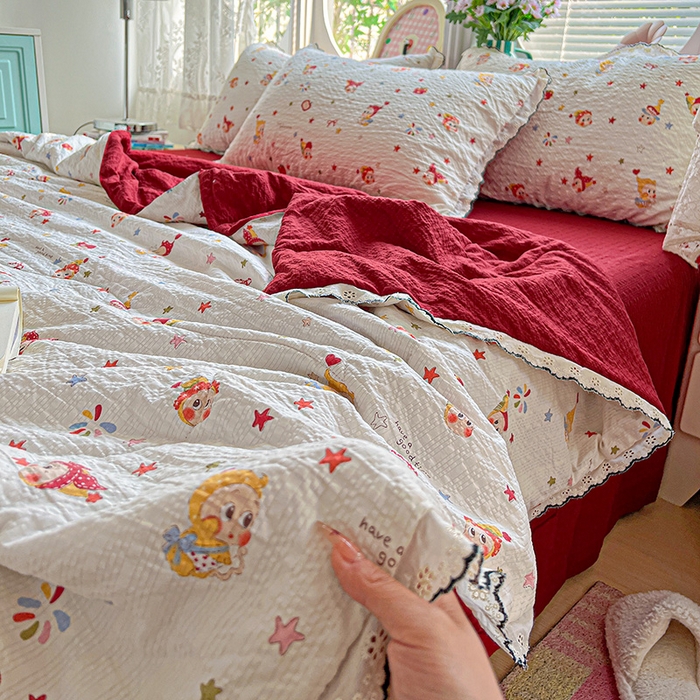 91家纺网 家纺一手货源 找家纺 仟网汇 2026新款法式花边泡芙纱夏被四件套 梦宝贝 - 红