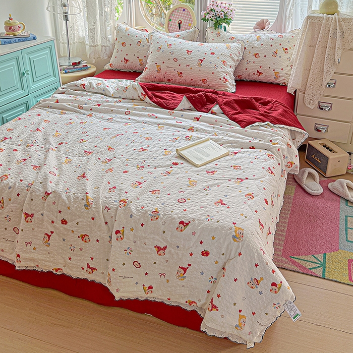 91家纺网 家纺一手货源 找家纺 仟网汇 2026新款法式花边泡芙纱夏被四件套 梦宝贝 - 红