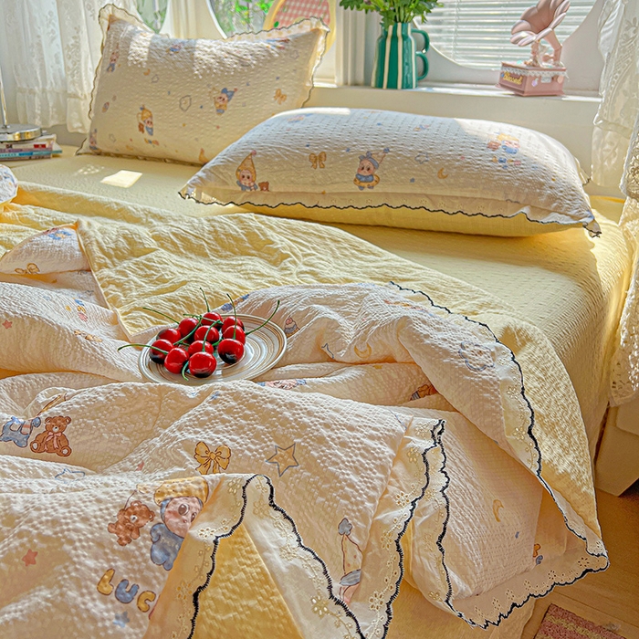 91家纺网 家纺一手货源 找家纺 仟网汇 2026新款法式花边泡芙纱夏被四件套 梦宝贝 - 黄