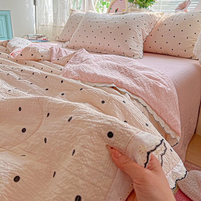 91家纺网 家纺一手货源 找家纺 仟网汇 2026新款法式花边泡芙纱夏被四件套 奶霜啵啵