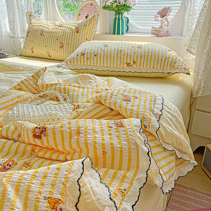 91家纺网 家纺一手货源 找家纺 仟网汇 2026新款法式花边泡芙纱夏被四件套 晚安星人