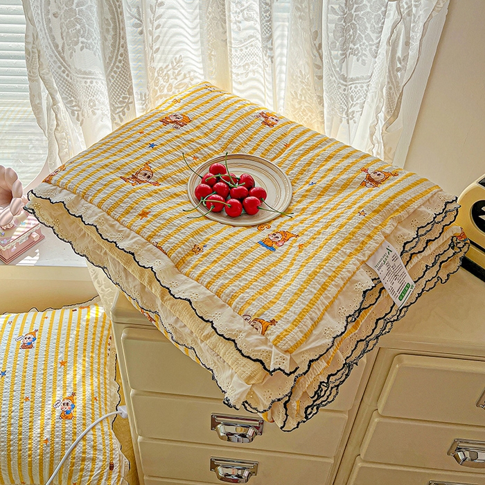 91家纺网 家纺一手货源 找家纺 仟网汇 2026新款法式花边泡芙纱夏被四件套 晚安星人