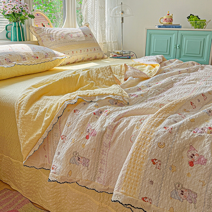 91家纺网 家纺一手货源 找家纺 仟网汇 2026新款法式花边泡芙纱夏被四件套 小矮人